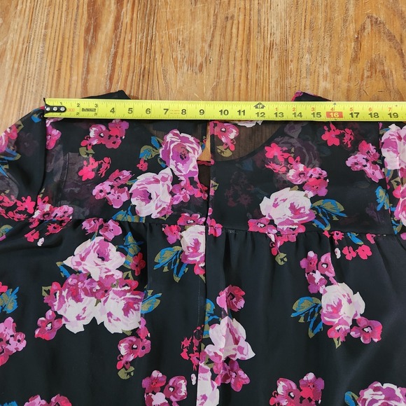 Lane Bryant Sz 26 4XL Black Floral Blouse Tunic Roses Lace Trim Mesh 1/2 Sleeve - Picture 8 of 14